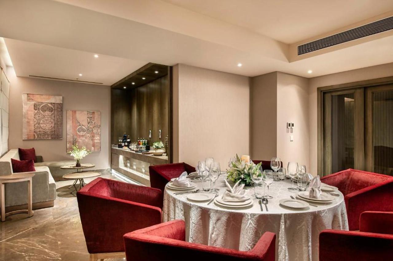 Vivanta Bhubaneswar Dn Square Esterno foto