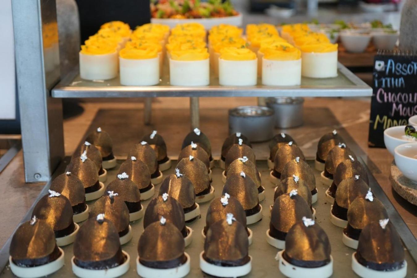 Vivanta Bhubaneswar Dn Square Esterno foto